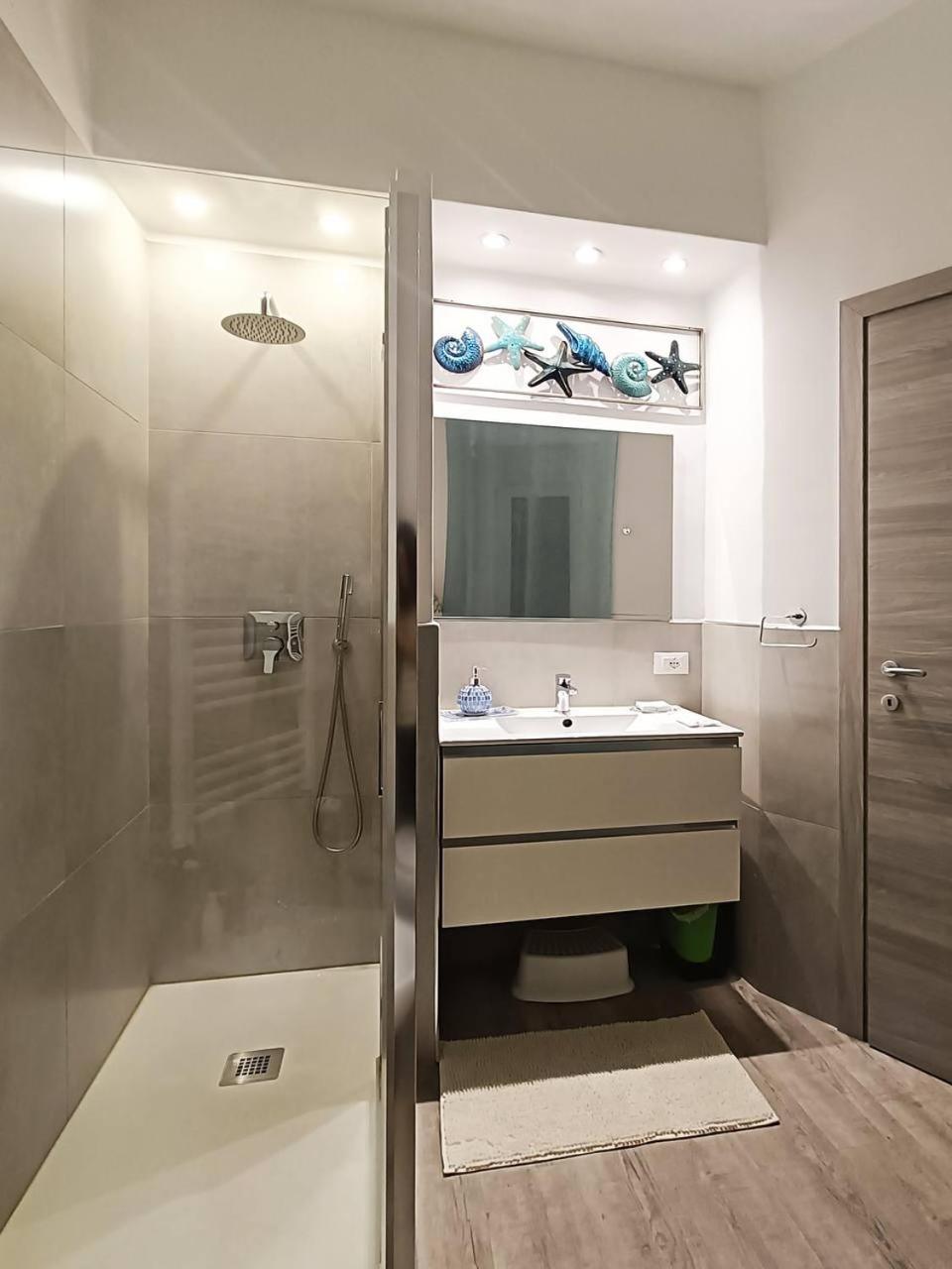 Genova Center Apartment - San Martino מראה חיצוני תמונה